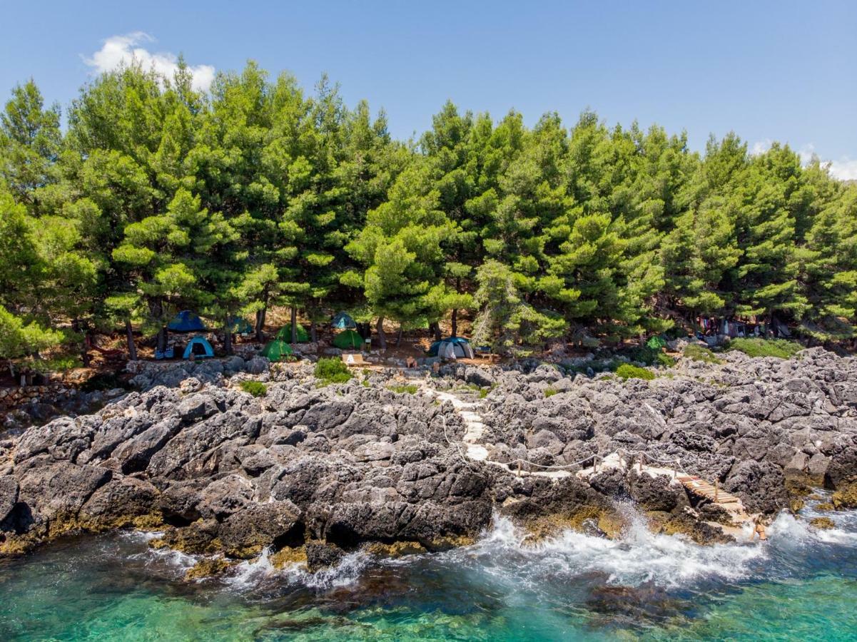 The Sea Cave Camping Hotel Himara Kültér fotó